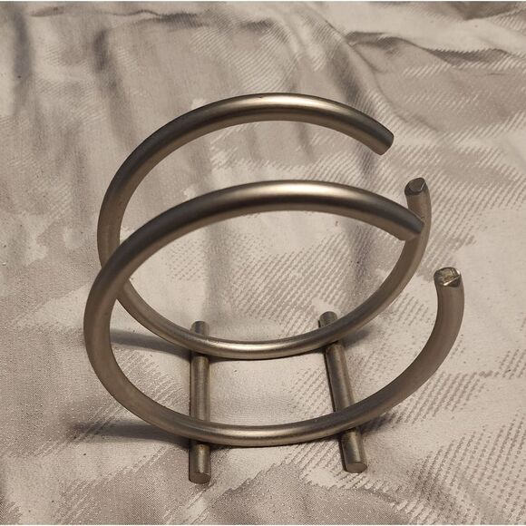 Other - Kitchen Essentials. Trendy Sleek Elegant Napkin Holder Silver‎ Chrome